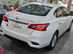 نیسان سێنترا